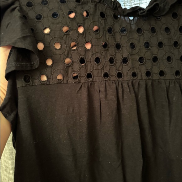 Black sleeveless top, Loft size XL. Cute tie in back - Picture 2 of 5